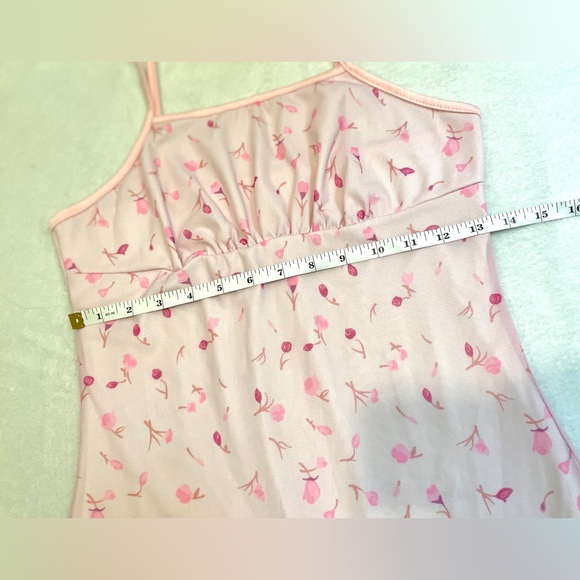 Floral Mini Dress ‼️FREE w/ purchase of an item of equal or higher value‼️ - Picture 3 of 6